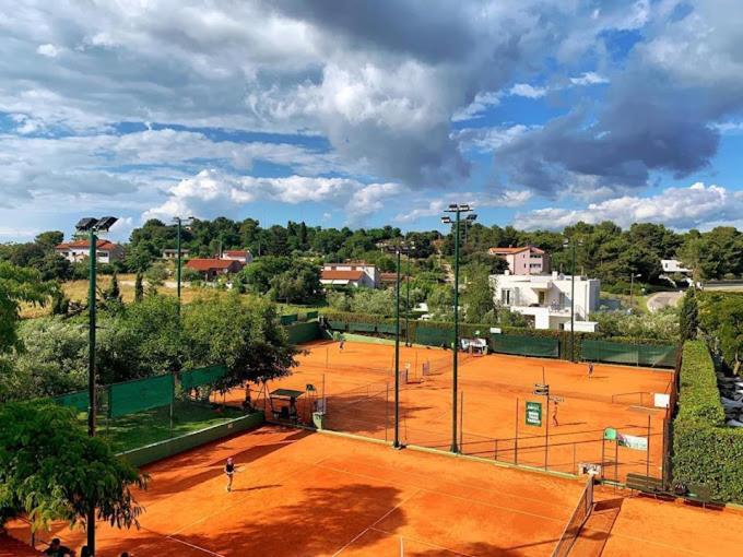 Appartamento Caramel Comforts In Stinjan Only 800 Meters From The